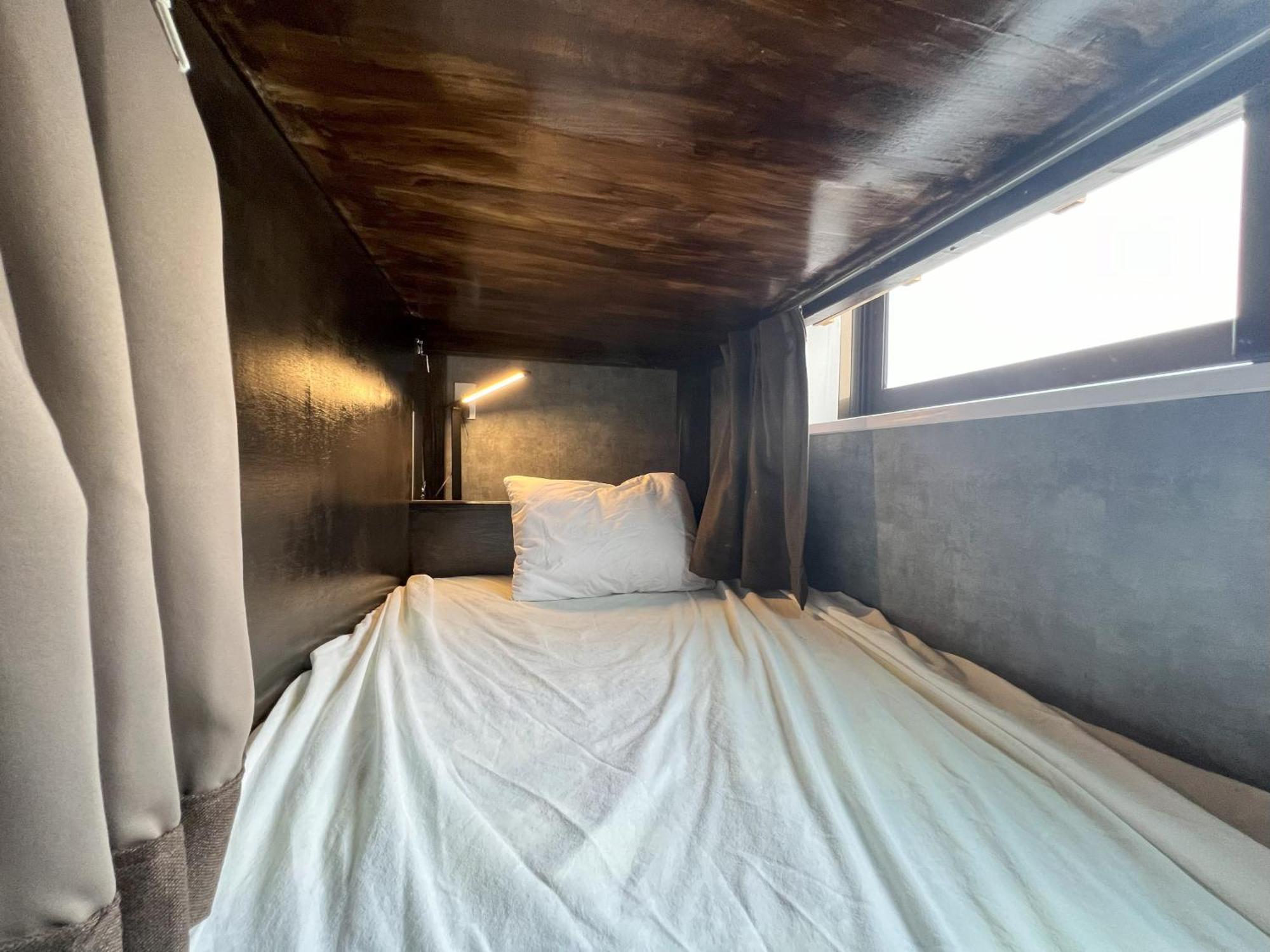 ゲストハウス Joooy Hotel 奄美 Amami Bagian luar foto